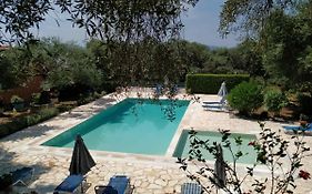 Villa Stefanos Apartments By Hotelius